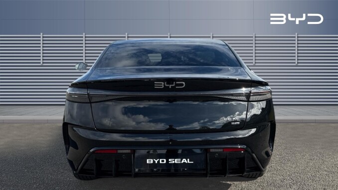 BYD Seal 390kW Excellence AWD 83kWh 4dr Auto Electric Saloon - Image 6